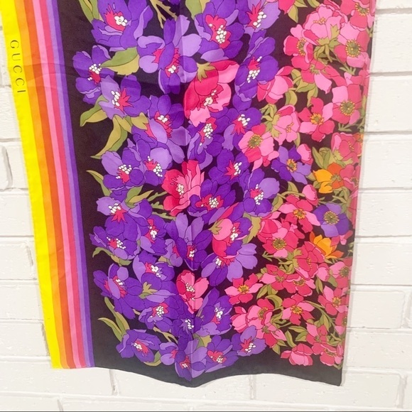 Gucci Silk Degrade Black Multicolor Floral Square Scarf - Picture 13 of 15